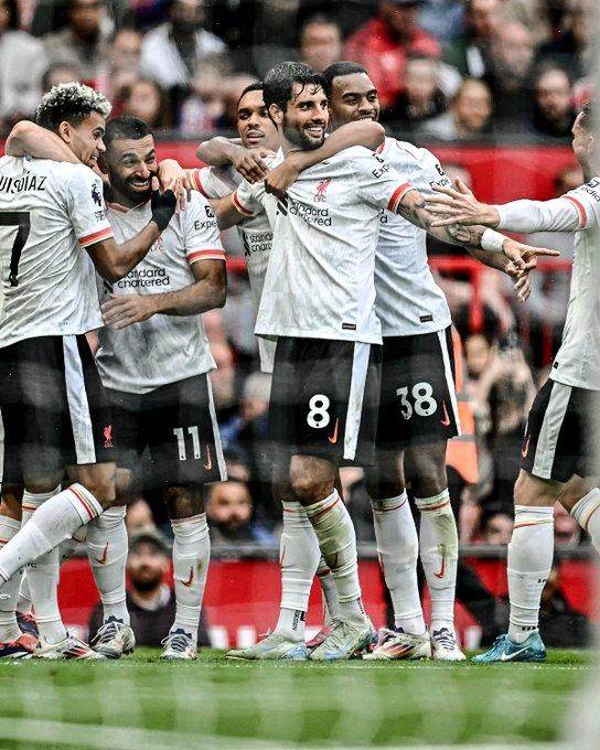 PGSoft-【英超】梦剧场真神萨拉赫造3球，利物浦3-0完胜曼联