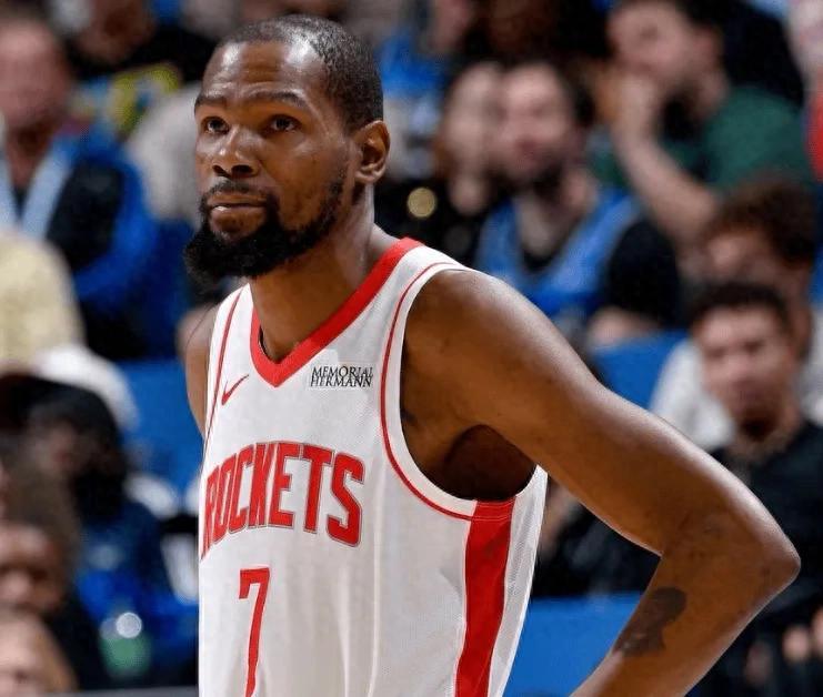 PG电子中国官方-三分32中17！感谢杜兰特帮助，谢泼德动情发声，这番话他憋了一年